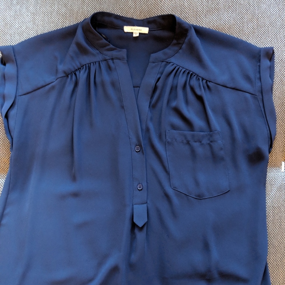 Medium Pleione blouse